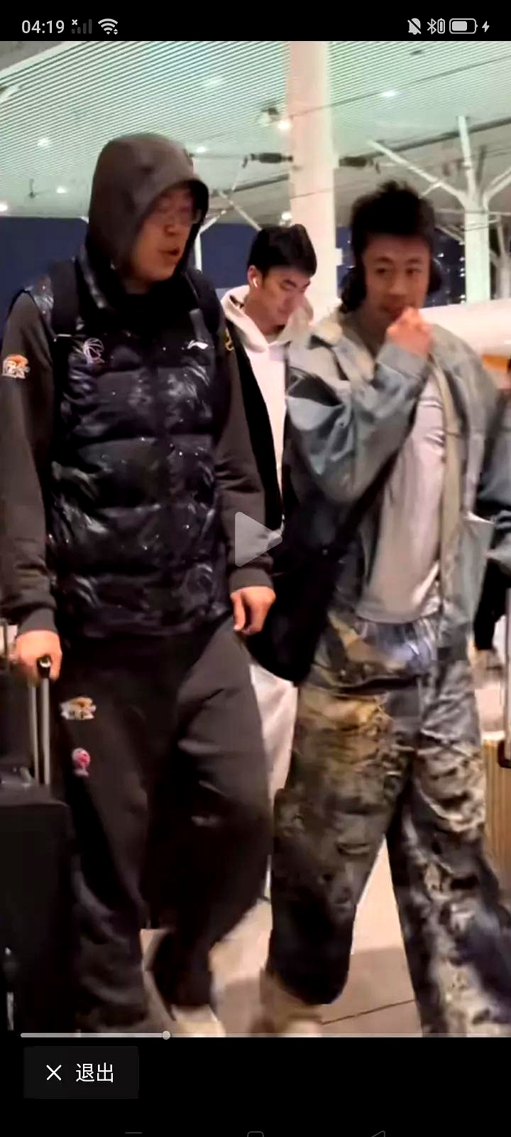 沈阳东进队员在比赛中展现出良好状态