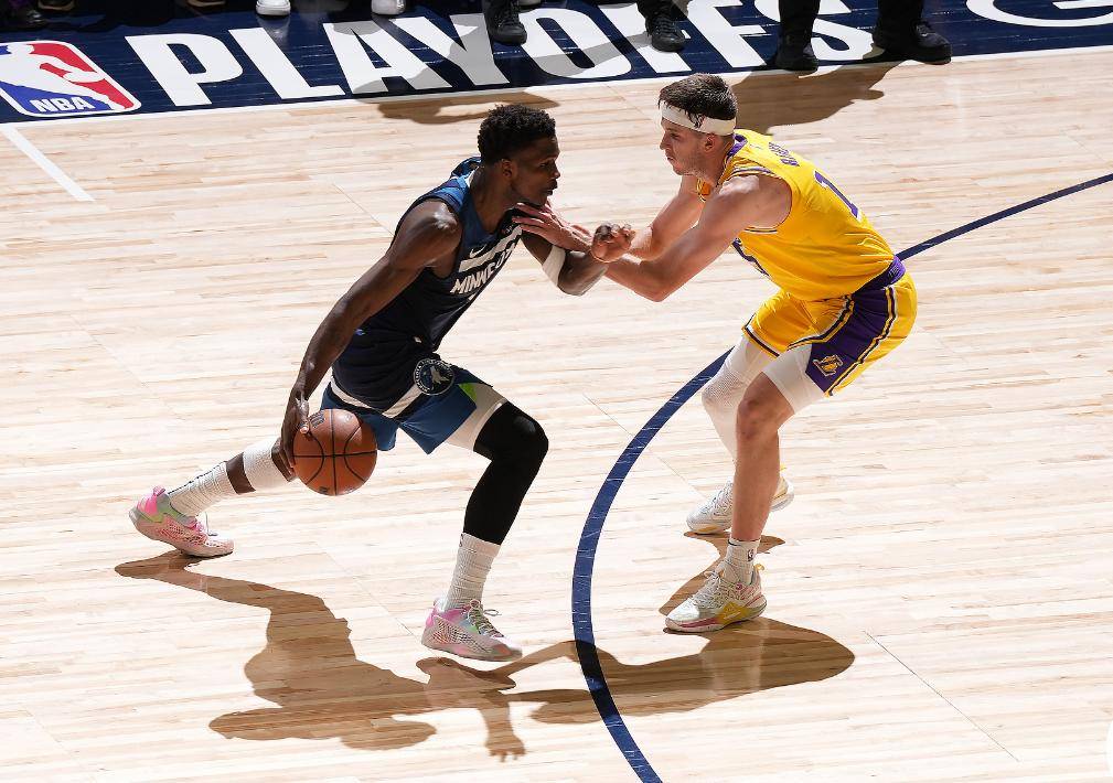 森林狼意外惊险胜出，打破连败魔咒