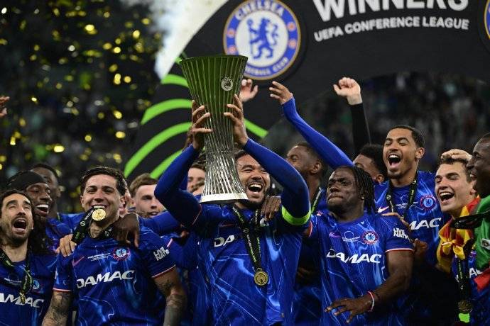 九游体育入口-关于欧锦赛小组赛今日打响，球队为胜利拼搏的信息