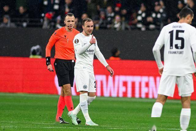 法兰克福客场逆袭，战胜强敌另辟蹊径的简单介绍