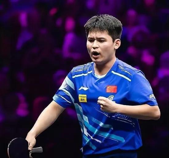 雄鸭队战术灵活，场上传球无死角的简单介绍