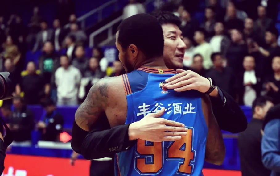 四川男篮在客场取得惊喜大胜