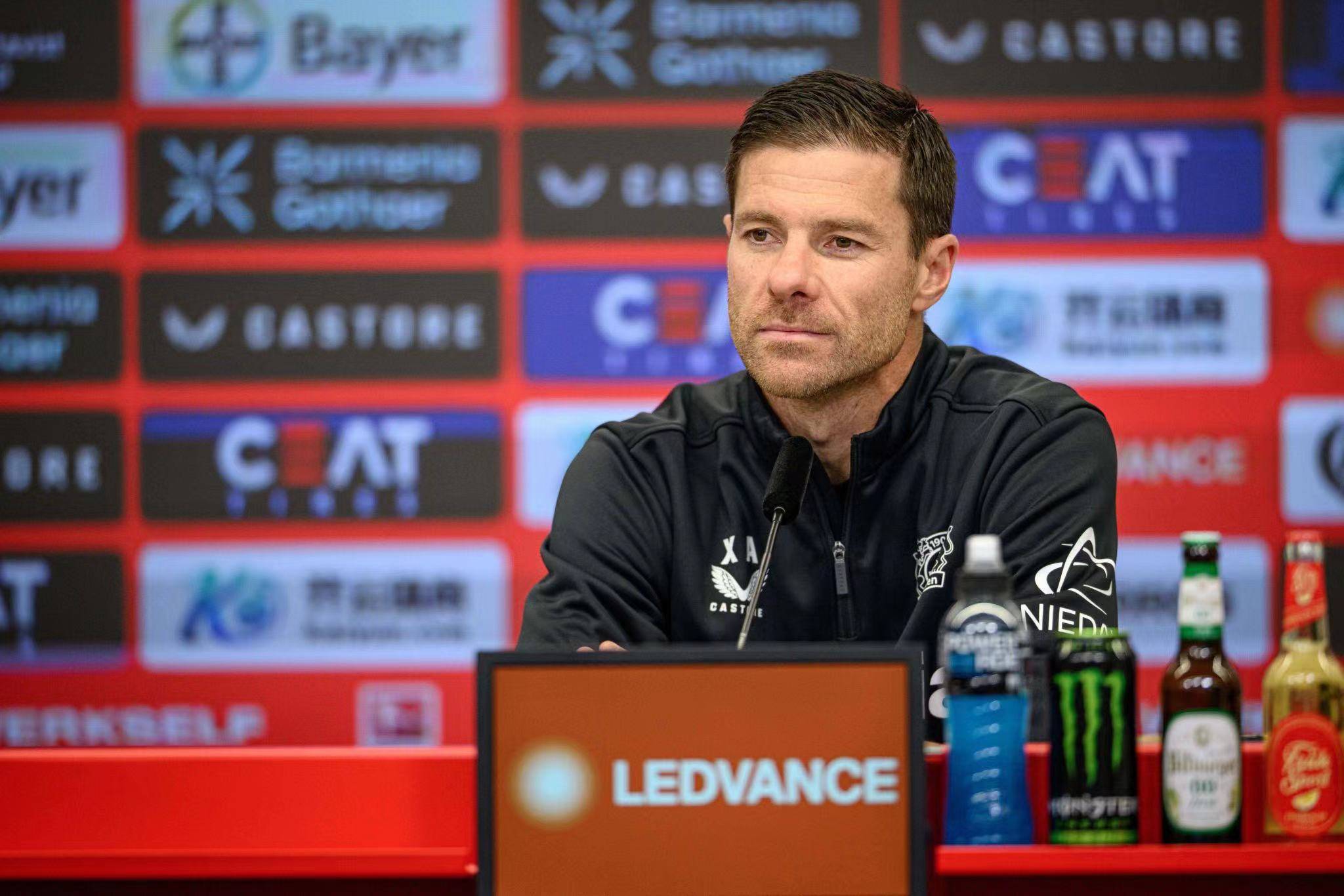 九游体育-关于勒沃库森客场击败法兰克福，豪取客场三分的信息