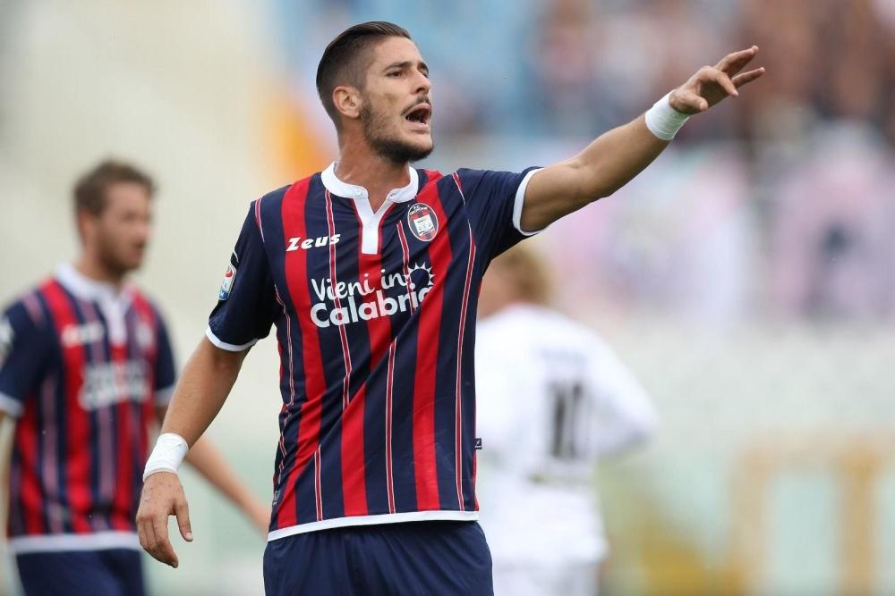 九游体育链接-包含萨索洛主场逼平克罗托内，保持不败状态的词条