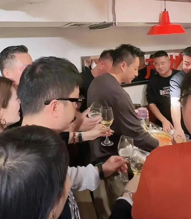 关于塞内加尔中场掌控比赛节奏引发围观的信息