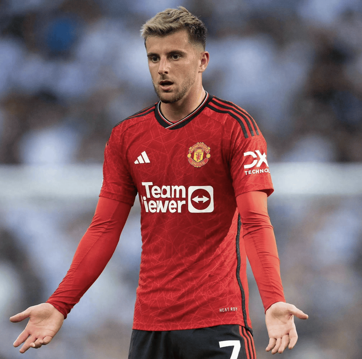 包含曼联中场大将伤愈归队，球队备战展现信心的词条