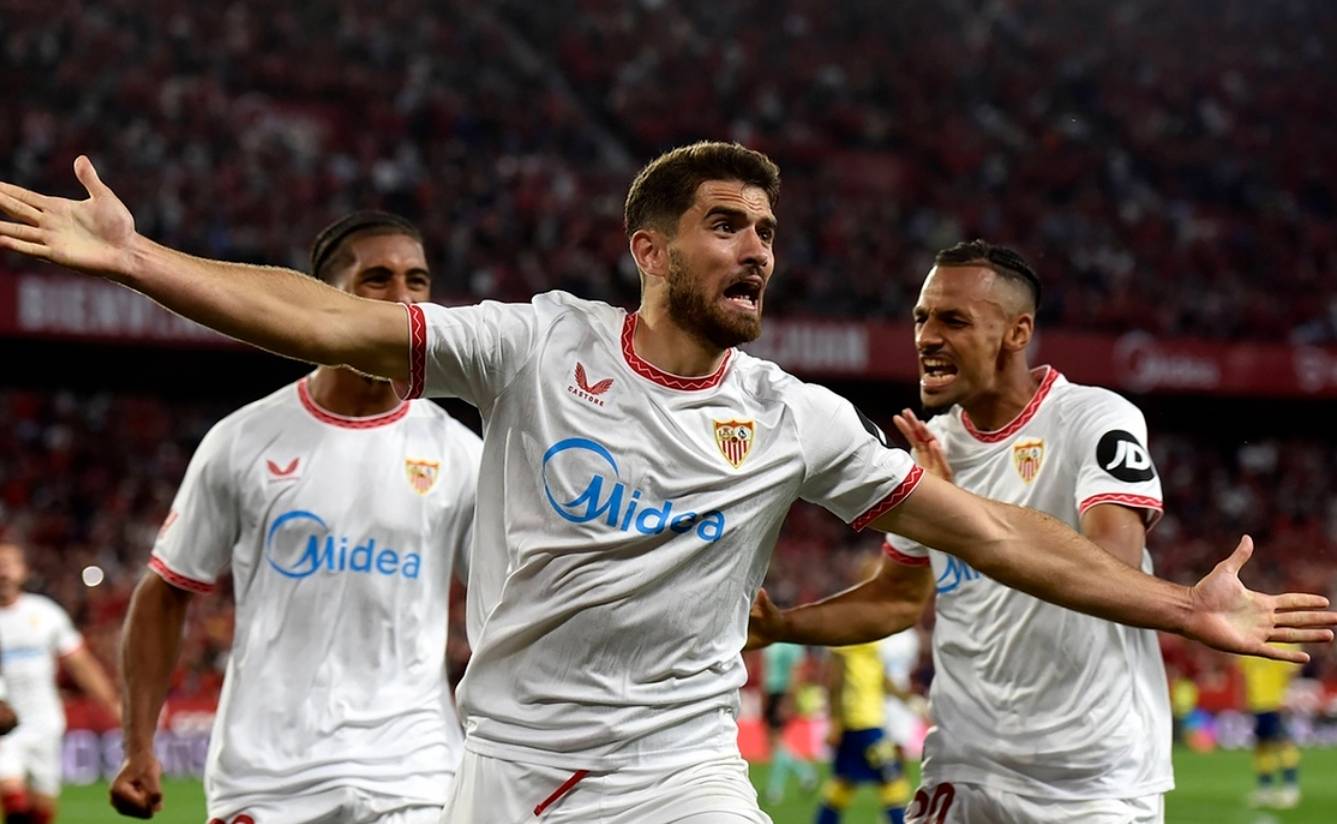 塞维利亚客场逼平皇家社会，积分榜暂居第二的简单介绍