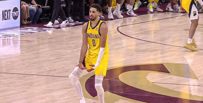 关于东伦敦尤受挫，切尔西取得关键胜利的信息