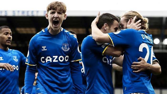 艾弗顿主场胜利，保住保级希望的简单介绍