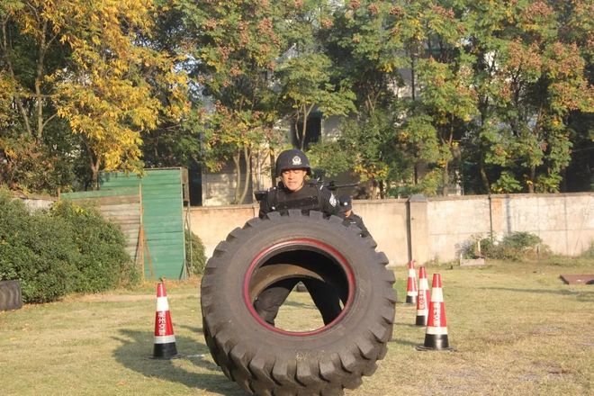 九游体育官方登录入口-石家庄强力卫士：贡献绝活，骄人战绩的简单介绍